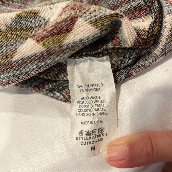 Yahada Brown and Lace Sleeve Tunic Top Crew neck Size Medium Like New - Picture 6 of 7